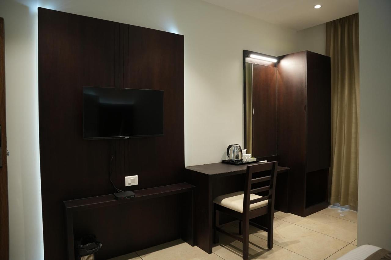 Sulu Residency Hotel Kochi Luaran gambar