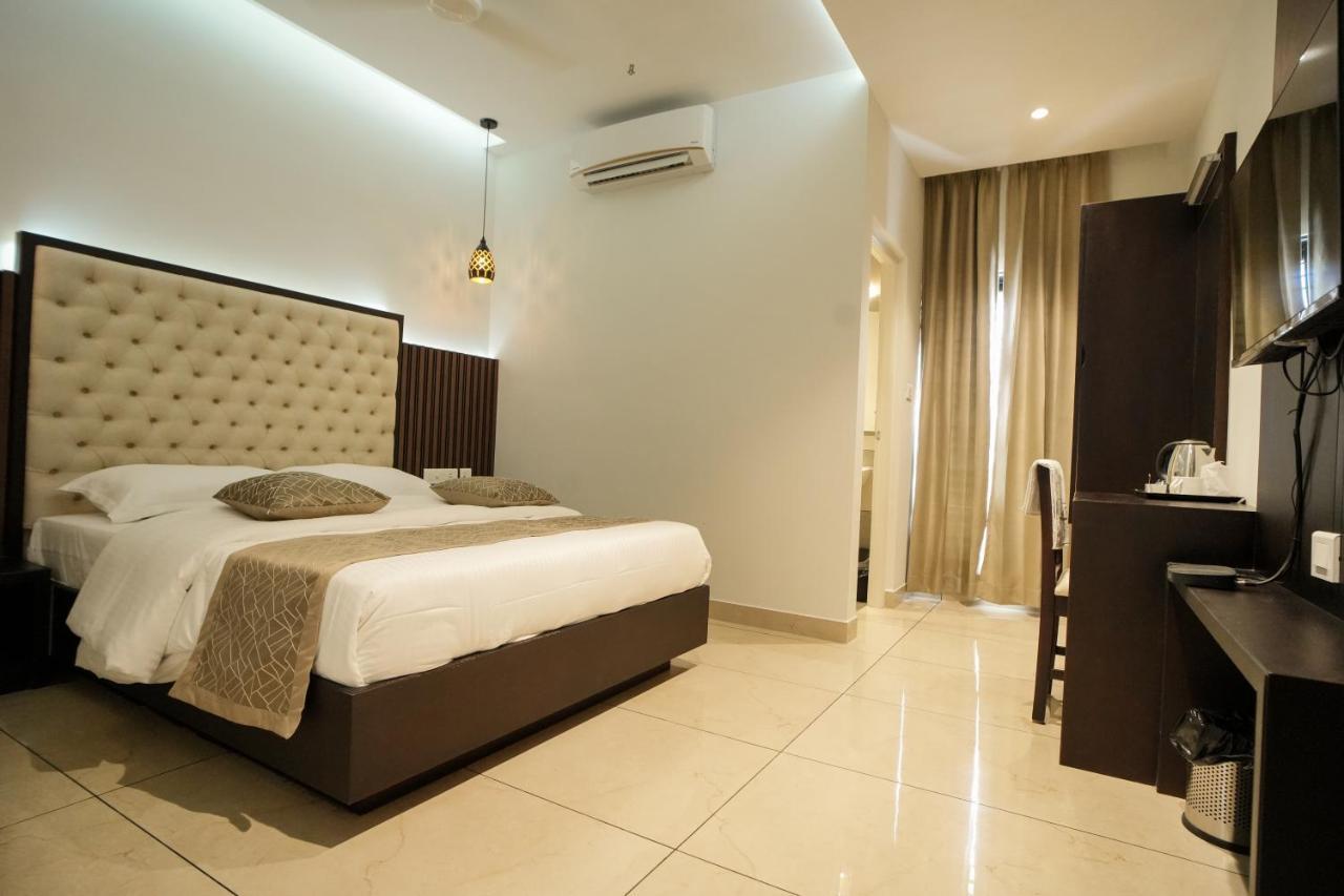Sulu Residency Hotel Kochi Luaran gambar