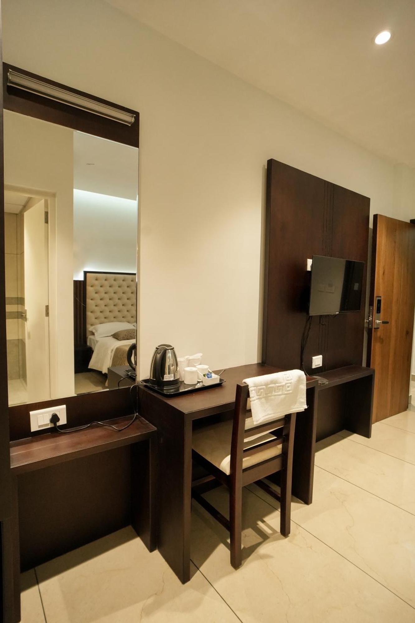 Sulu Residency Hotel Kochi Luaran gambar
